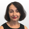 Foto von Josephine Schmidt, Chefredakteurin von The New Humanitarian
